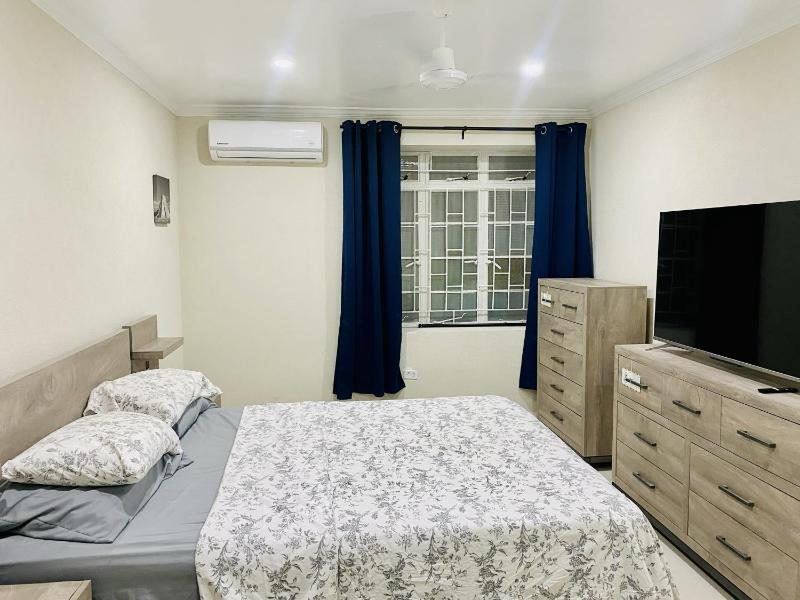 Caprice Multi-Unit Beach Retreat - image 4