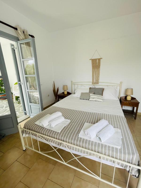 Kirki Rooms on the Hill - image 37