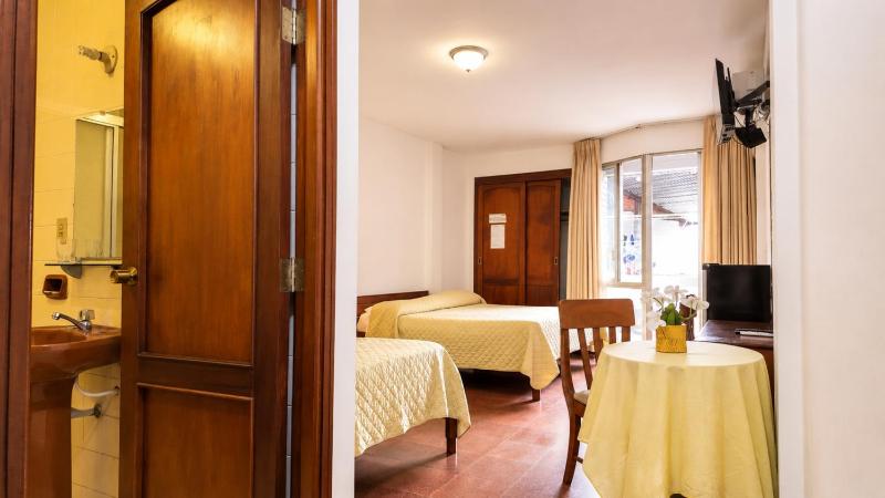 Gran Hotel Mediterráneo - image 6