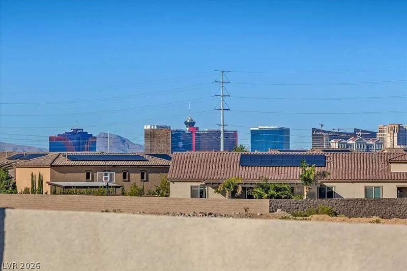 Vegas Getaway 7 BR Private Pool 5 000 sq ft - image 7