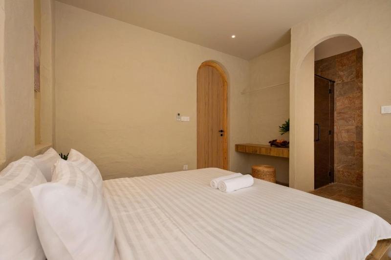 Bali 47 Villa Trệt Không Lầu 8 Phòng Ngủ Gần Cột Cờ - image 4