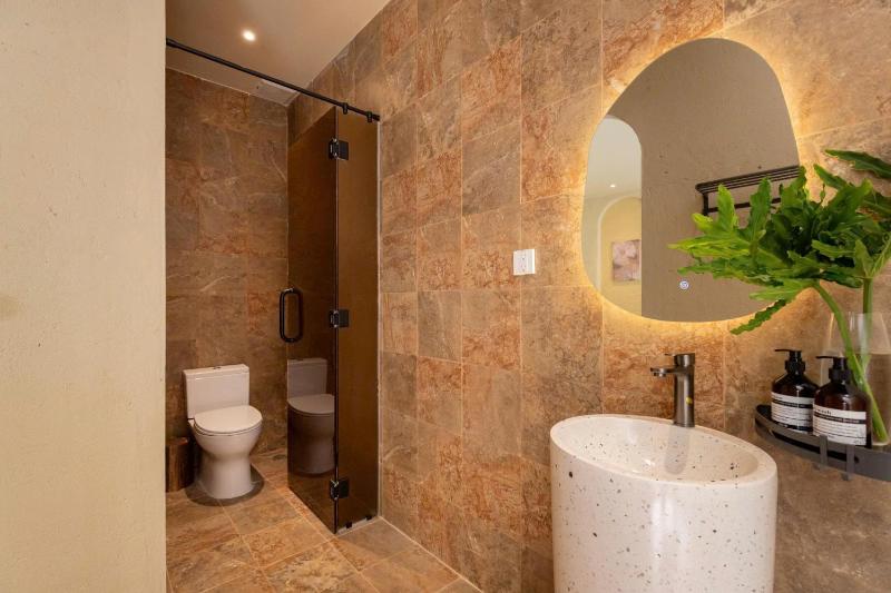 Bali 47 Villa Trệt Không Lầu 8 Phòng Ngủ Gần Cột Cờ - image 11