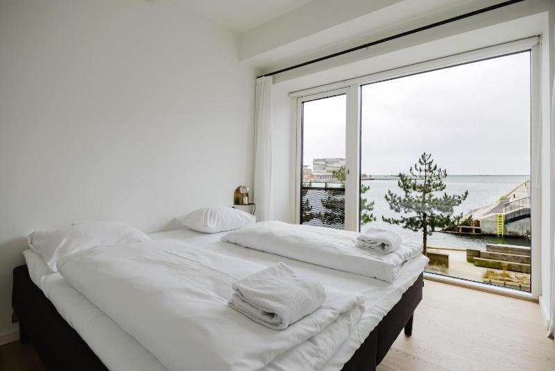 Nordhavn luxe with water view - image 8