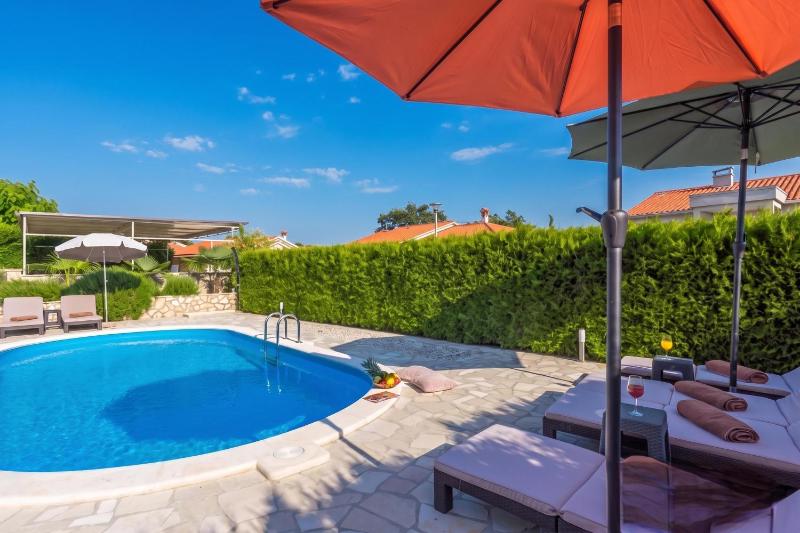 Istrian Villa Stella for 8: Pool & Sauna - image 17