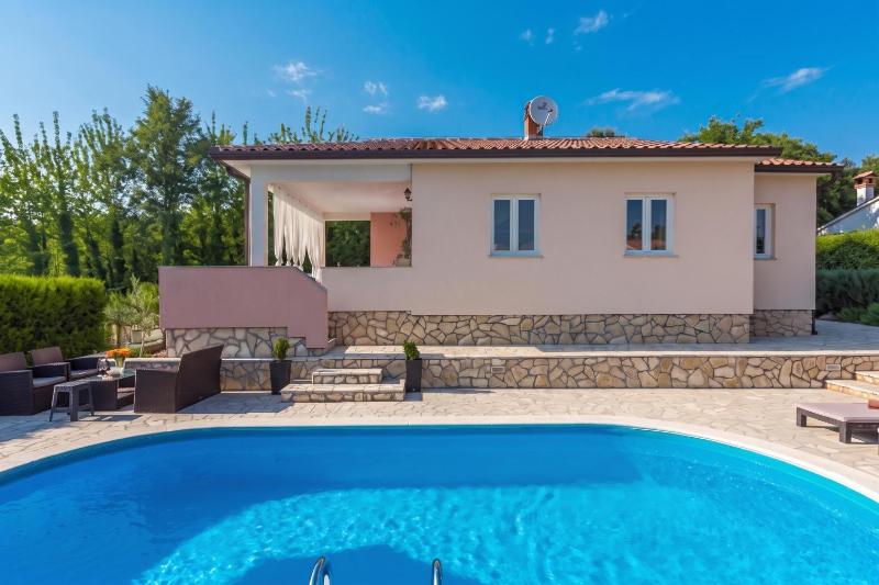 Istrian Villa Stella for 8: Pool & Sauna - image 32