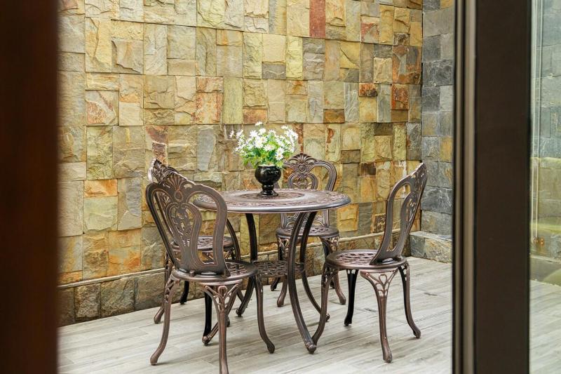 Villa's Vo Thi Sau with Pool and BBQ in City Center - image 6