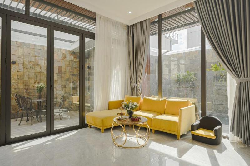 Villa's Vo Thi Sau with Pool and BBQ in City Center - image 8