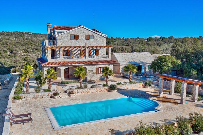 Villa with Sea View image 2