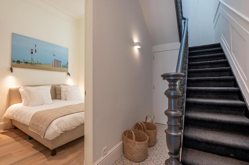 Luxurious Duplex - Park View - Walk to Beach - image 12