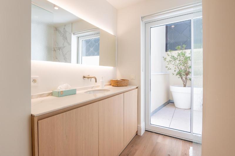 Luxurious Duplex - Park View - Walk to Beach - image 6