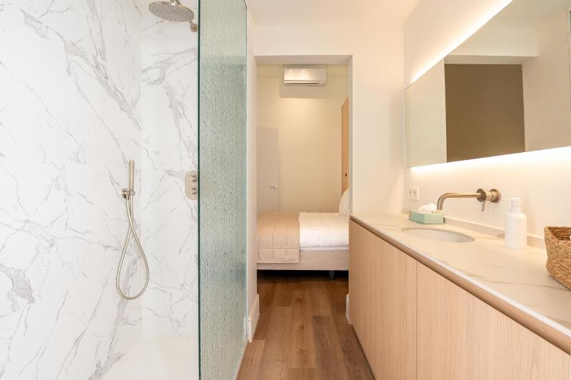 Luxurious Duplex - Park View - Walk to Beach - image 9