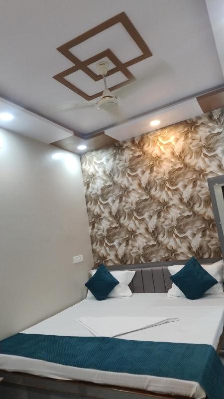 pavitra home stay - image 11
