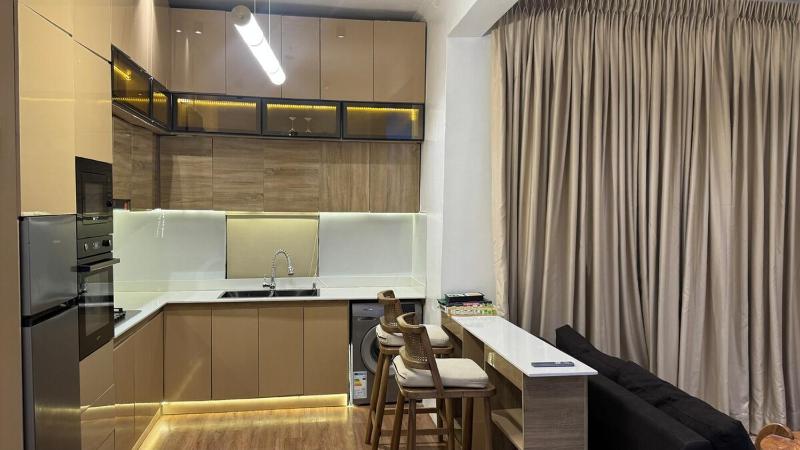 Luxury or comfort angle - image 12