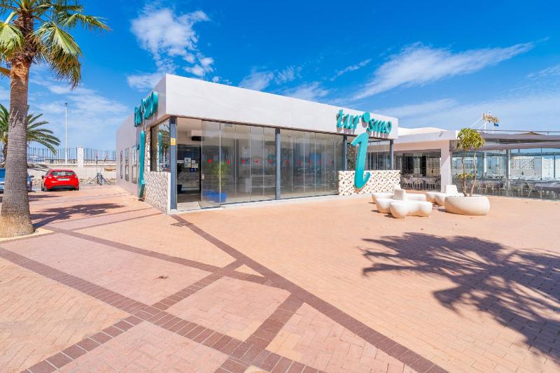 Cubo's Suite Mar Fuengirola Apartment - image 11