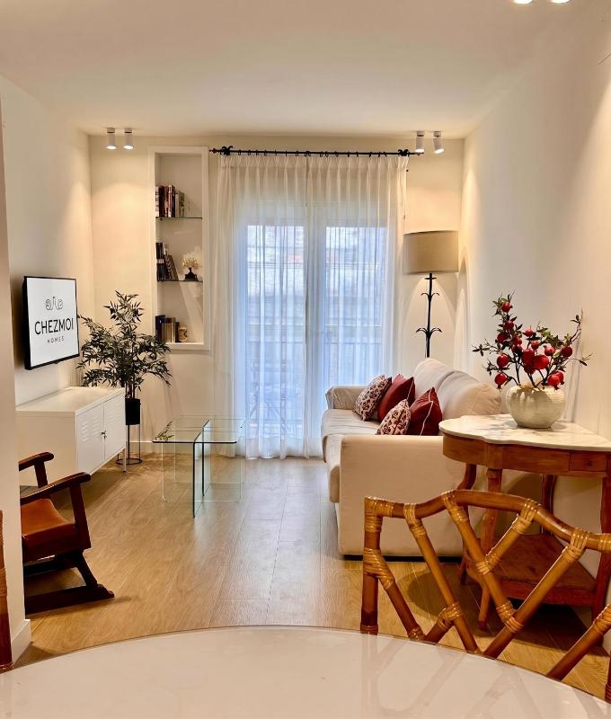 ChezmoiHomes Central Prime Apartment I FREE Parking - image 11