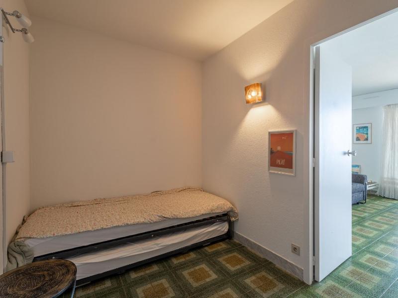 Studio cabine avec balcon parking privé accès direct plage proche centre ville - FR-1-319-44 - image 11