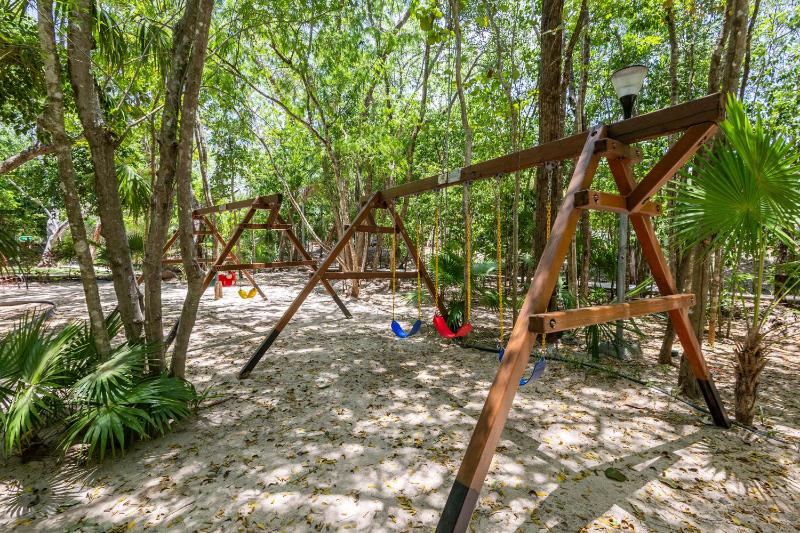 Mayakoba Paradise Pool Jacuzzis & Cenote Access - image 7
