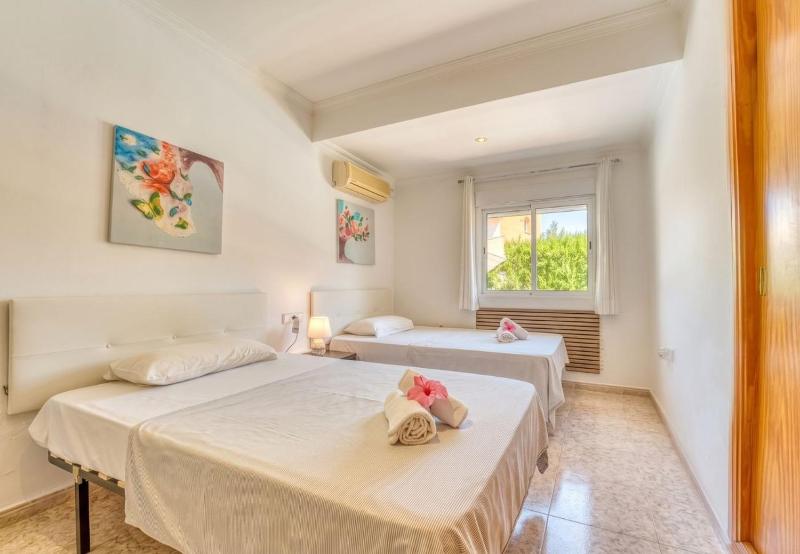 Ideal Property Mallorca - Villa Montelo - image 24