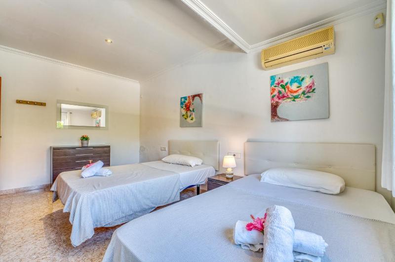 Ideal Property Mallorca - Villa Montelo - image 37