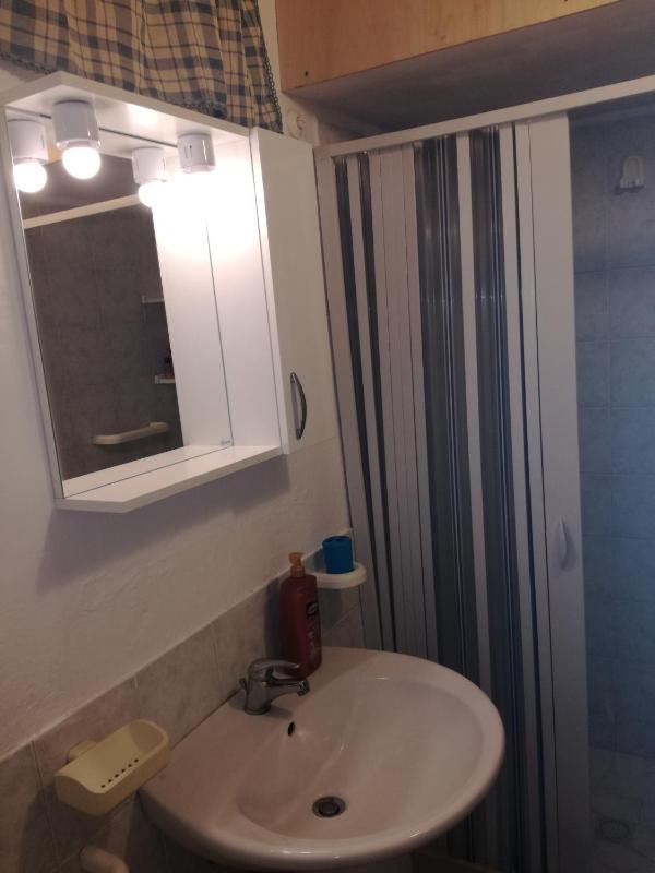 One-Bedroom Apartment image 1