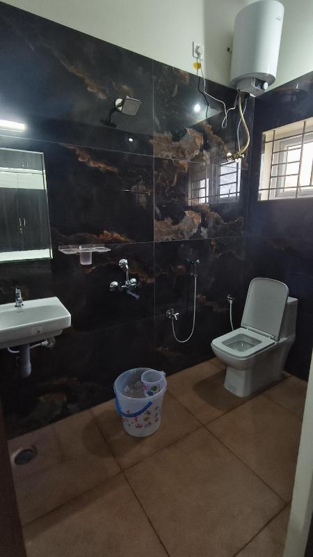CHEALLAM SERVICED APARTMENTs - image 8