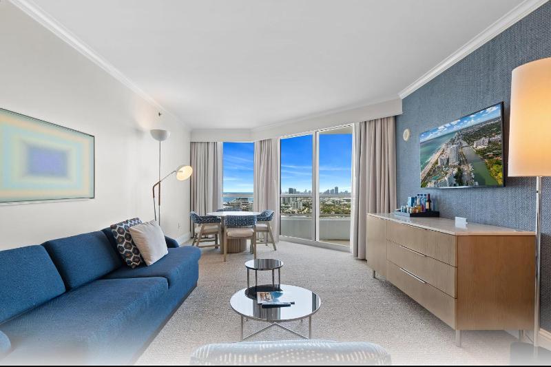 Fontainebleau Miami Beach Tresor Private Luxury Suites - image 16