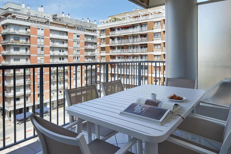 Baihaus by FeelFreeRentals - image 4