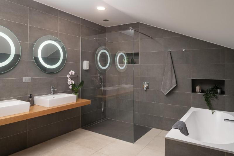 Villa Fasana-Apartment 5 by Vivi Rent - image 46