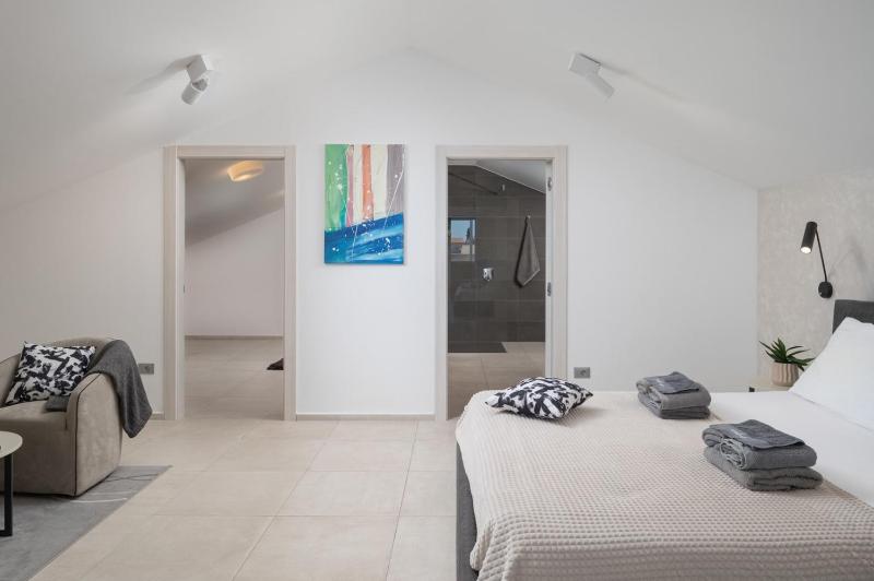 Villa Fasana-Apartment 5 by Vivi Rent - image 35