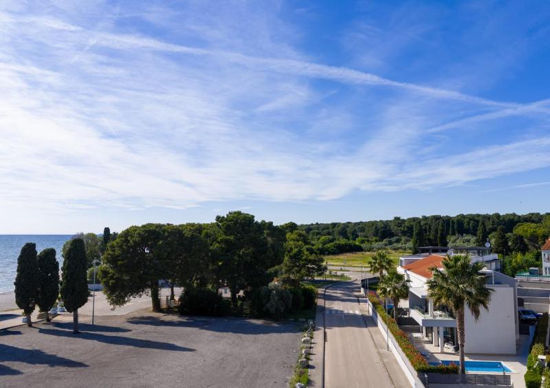 Villa Fasana-Apartment 5 by Vivi Rent - image 2