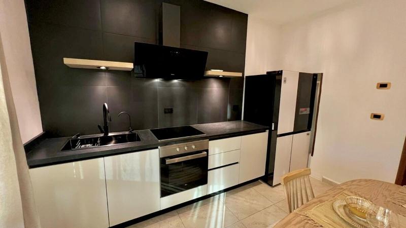 2BR Apartment Prime Location Newly Refurbished - image 6