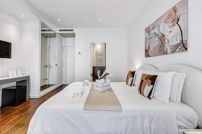 Xenia Guest House - image 10