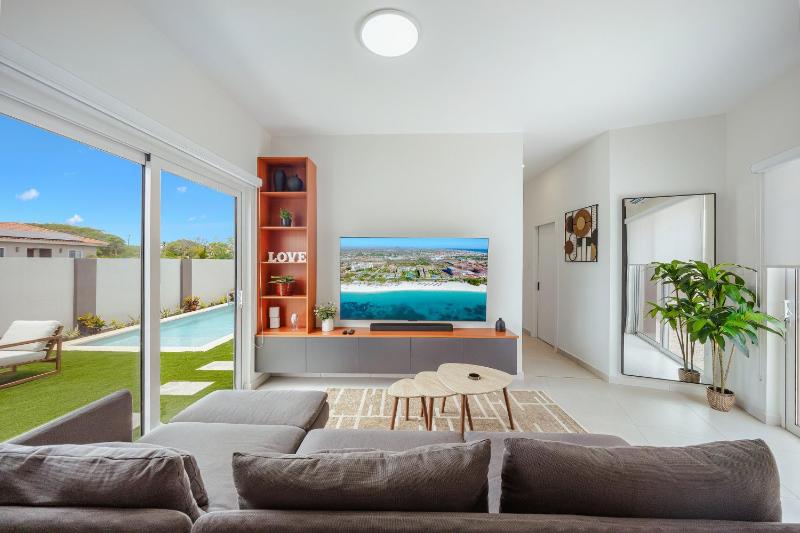 Stylish Villa Quiet Aruba - image 8