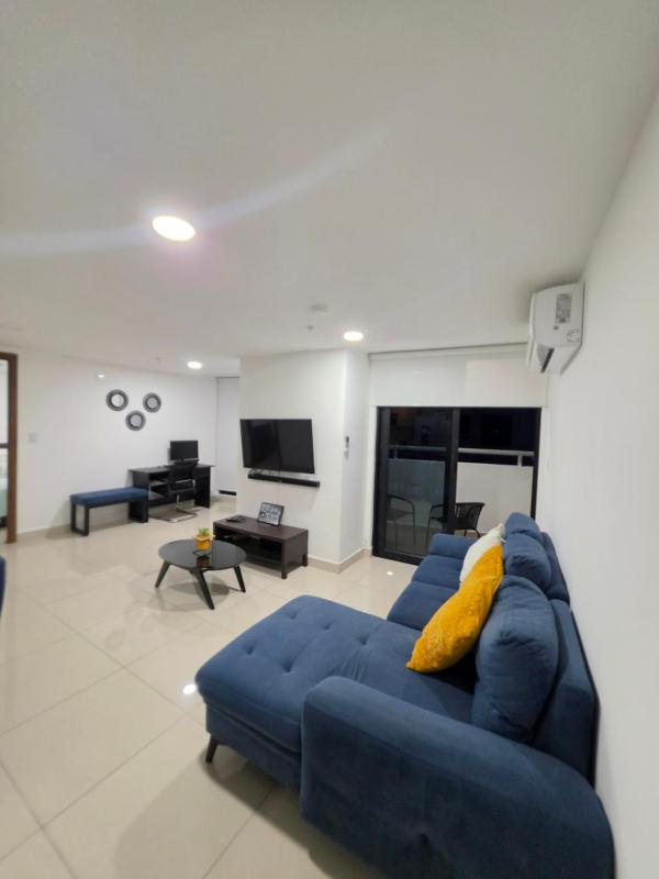Apartamento frente a Estación del metro Vía Argentina - image 3