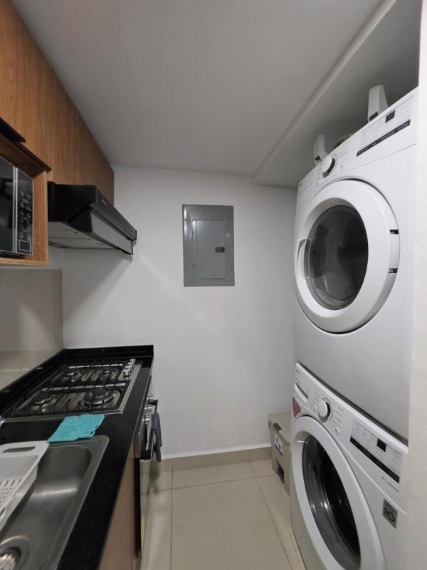 Apartamento frente a Estación del metro Vía Argentina - image 16