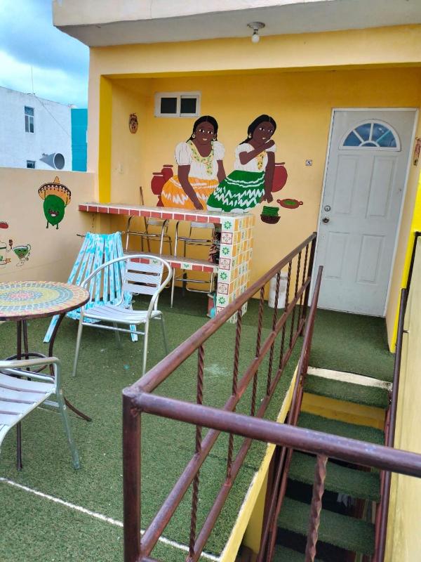 Cancun Guest House 5 - image 10