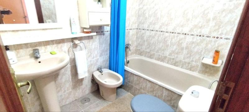 Los Cristianos Room in shared apartment - image 10