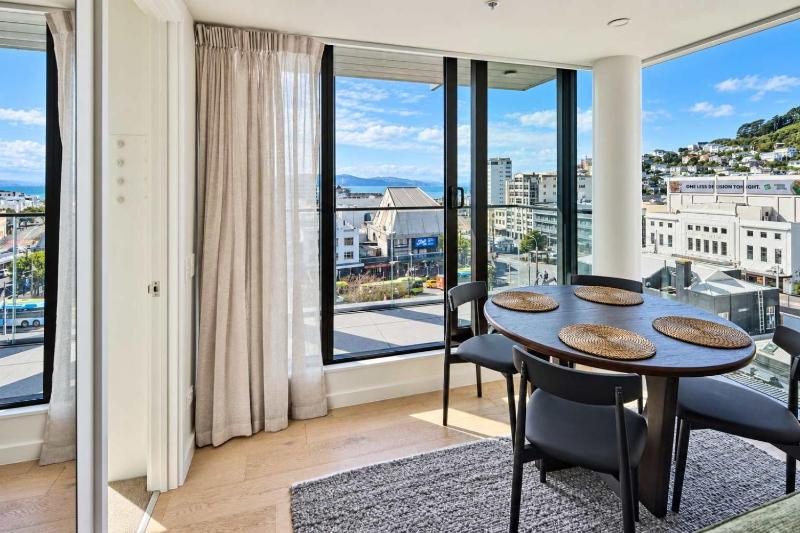 Central Te Aro 2BR with Balcony & Indoor Pool - image 7