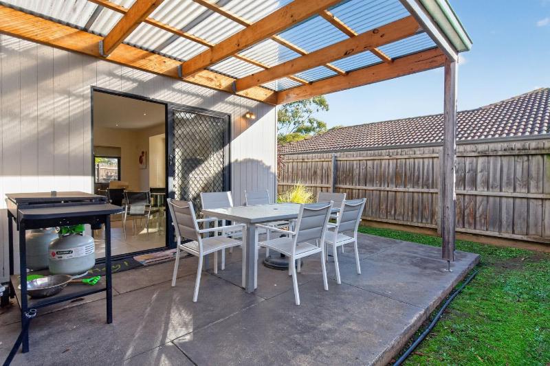 Getaway on Church Phillip Island Cowes - image 9