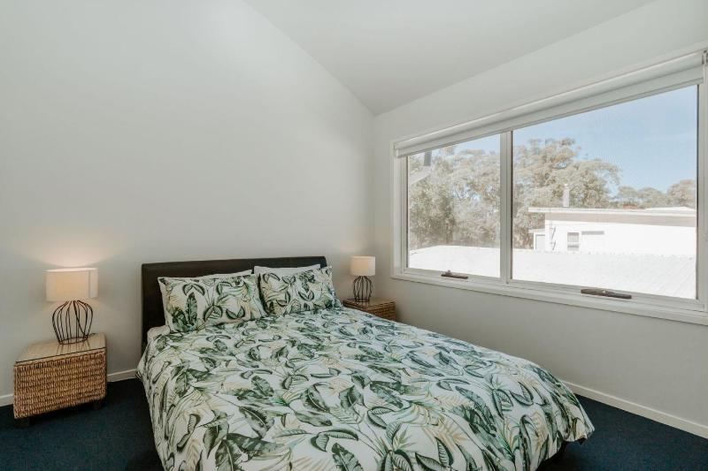 Mana Magic by Book Jervis Bay - Beach Access on your Doorstep! - image 13