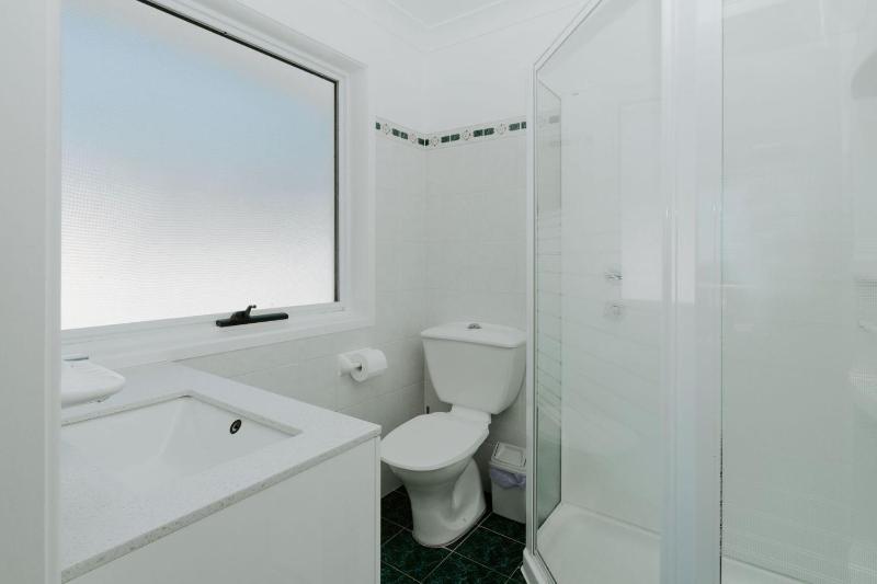 Mana Magic by Book Jervis Bay - Beach Access on your Doorstep! - image 3