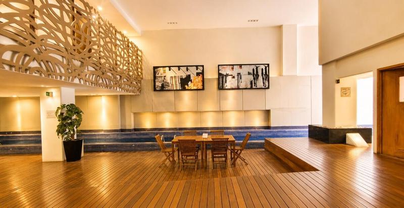 Condesa Loft w Balcony Fast WiFi Jacuzzi - image 25