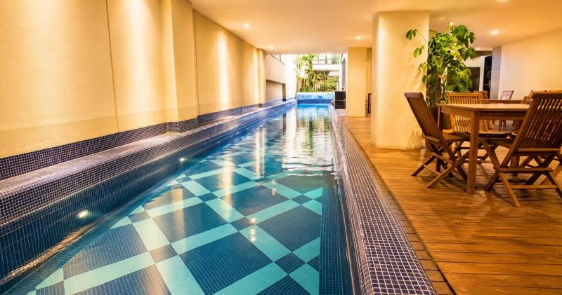 Condesa Loft w Balcony Fast WiFi Jacuzzi - image 24