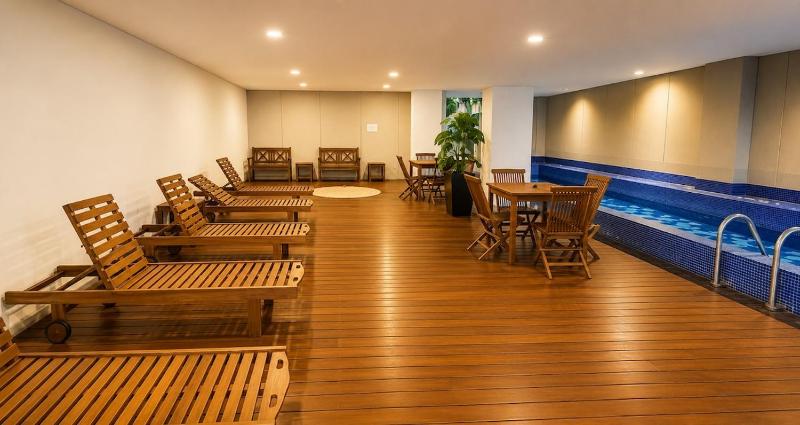 Condesa Loft w Balcony Fast WiFi Jacuzzi - image 15