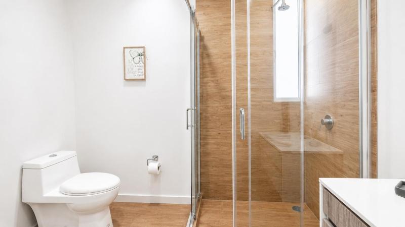 Condesa Loft w Balcony Fast WiFi Jacuzzi - image 5