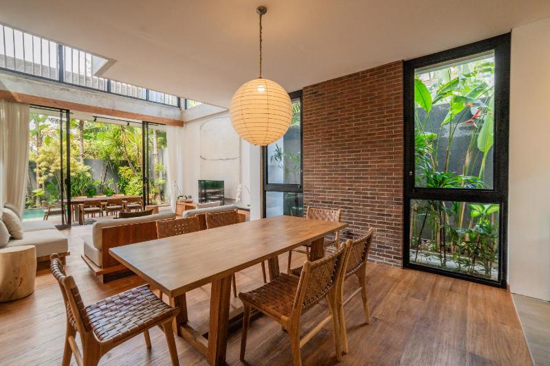 Villa Pakuk by Alfred in Bali - image 41
