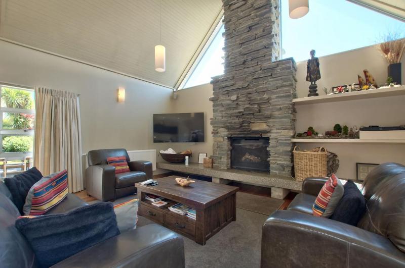 QT Chalet with spa pool - image 24
