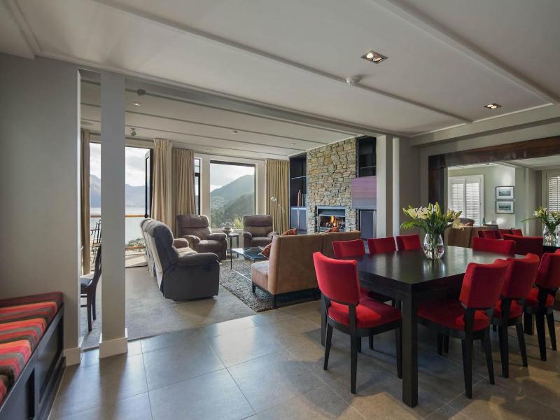 Stunning Villa Fabulous views over Queenstown - image 2