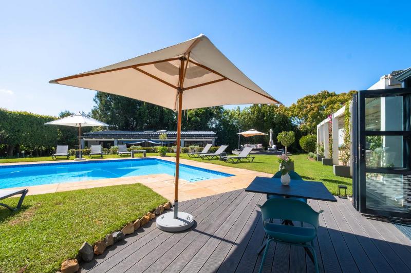Constantia Winelands Lodge - image 16