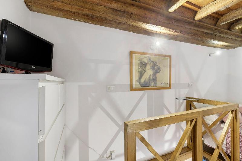 Little House In Trastevere - image 2